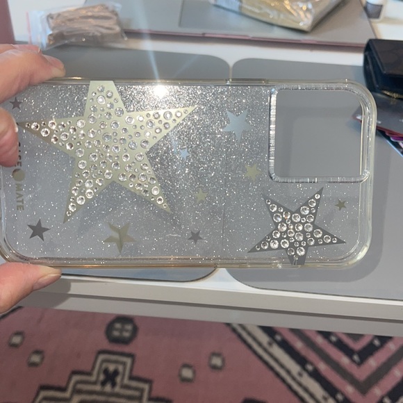 I phone 12 Pro Max phone case - Picture 4 of 4